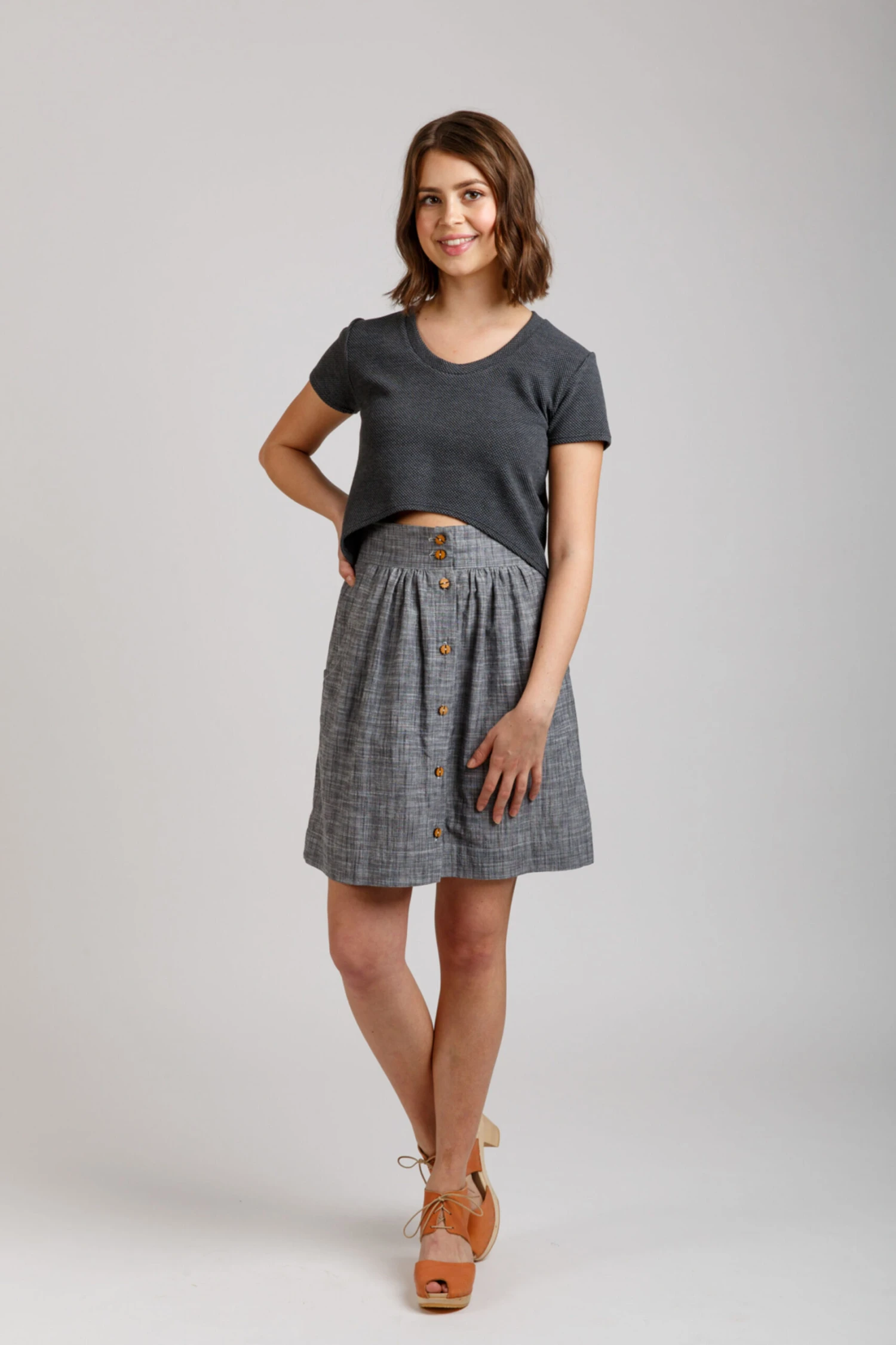 Megan Nielsen - Briar Sweater & T-Shirt Pattern (Sizes 0-20) 6 Megan Nielsen - Briar Sweater & T-Shirt Pattern (Sizes 0-20) - Image 4