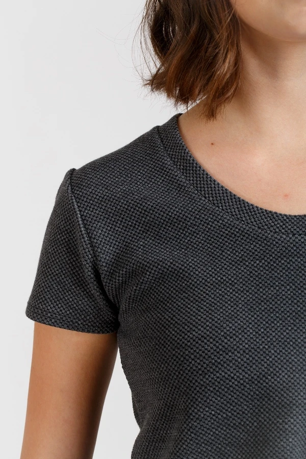 Megan Nielsen - Briar Sweater & T-Shirt Pattern (Sizes 0-20) 14 Megan Nielsen - Briar Sweater & T-Shirt Pattern (Sizes 0-20) - Image 12