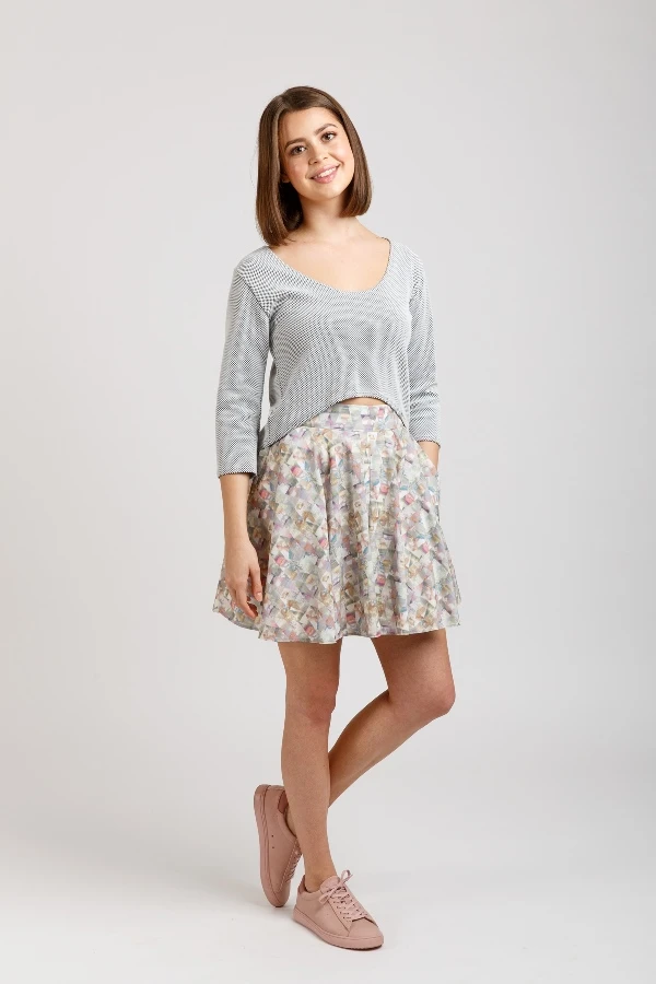 Megan Nielsen - Briar Sweater & T-Shirt Pattern (Sizes 0-20) 19 Megan Nielsen - Briar Sweater & T-Shirt Pattern (Sizes 0-20) - Image 17