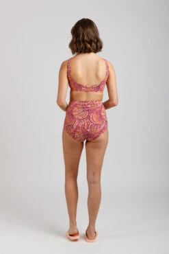 Megan Nielsen - Cottesloe Swimsuit & Bikini Pattern (Sizes 0-20) 29 Megan Nielsen - Cottesloe Swimsuit & Bikini Pattern (Sizes 0-20) -Croft Mill Store cottesloe swimsuit pattern megan nielsen 3 gallery