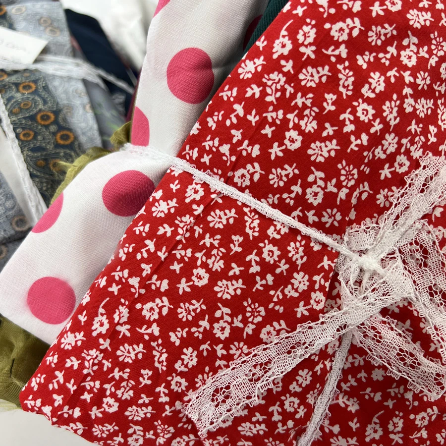 Fabric Surprise - Medium 3 Fabric Surprise - Medium