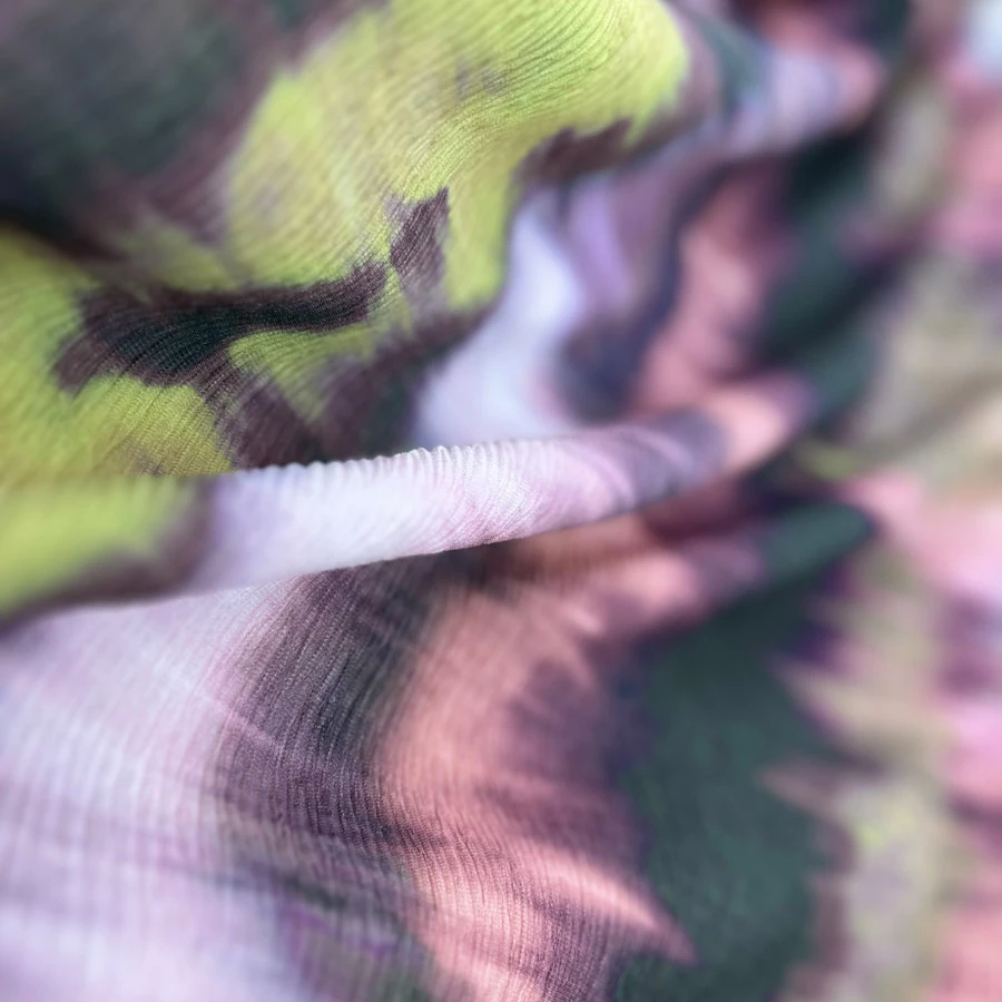 Fiona - Rhubarb 5 Fiona - Rhubarb - Image 3