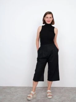 The Assembly Line - High-Waisted Trousers Pattern (XS-3XL) 23 The Assembly Line - High-Waisted Trousers Pattern (XS-3XL) -Croft Mill Store high waisted trousers pattern the assembly line 4