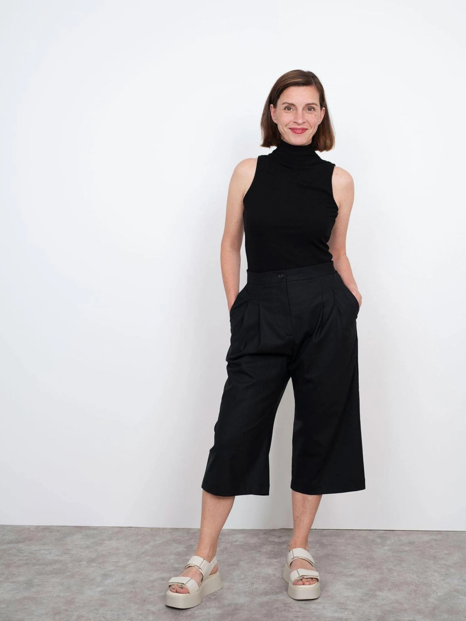 The Assembly Line - High-Waisted Trousers Pattern (XS-3XL) 11 The Assembly Line - High-Waisted Trousers Pattern (XS-3XL) - Image 9