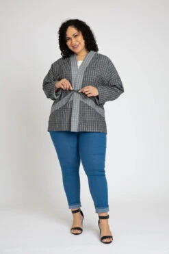 Megan Nielsen - Hovea Curve Jacket & Coat Pattern (Sizes 14-34) 15 Megan Nielsen - Hovea Curve Jacket & Coat Pattern (Sizes 14-34) -Croft Mill Store hovea curve jacket and coat pattern by megan nielsen 3