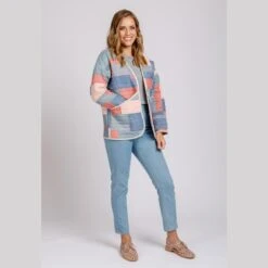 Megan Nielsen - Hovea Jacket & Coat Pattern (Sizes 0-20) 17 Megan Nielsen - Hovea Jacket & Coat Pattern (Sizes 0-20) -Croft Mill Store hovea jacket and coat pattern by megan nielsen mnp2302 4