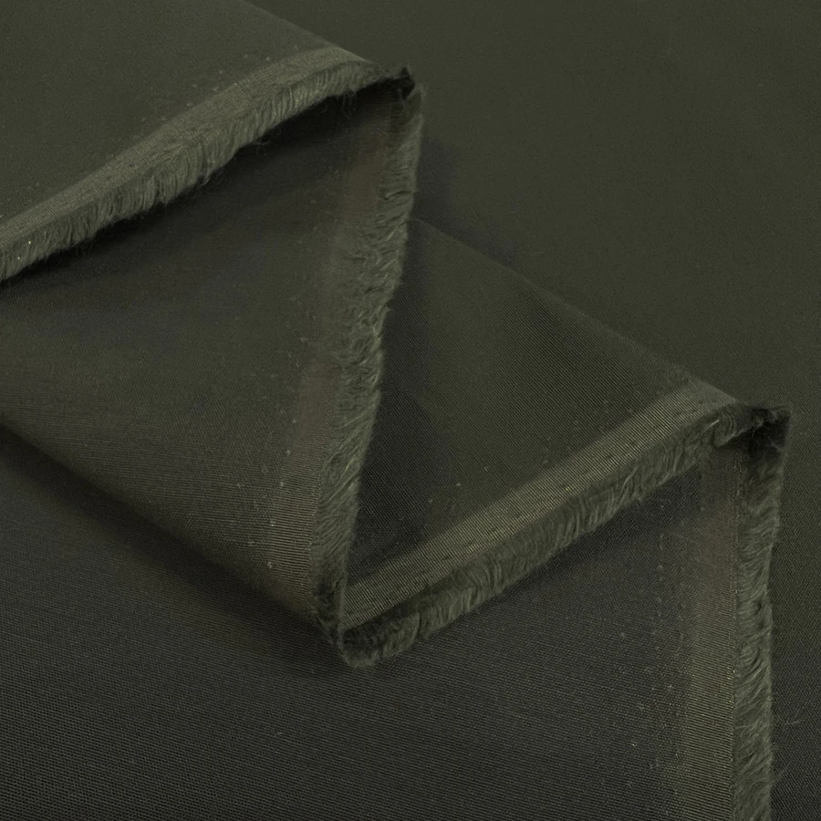 Waterproof - In Crowd 4 Waterproof - In Crowd - Image 2