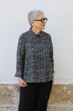 Tessuti - Ines Shirt Sewing Pattern (AUS 16-22) 27 Tessuti - Ines Shirt Sewing Pattern (AUS 16-22) -Croft Mill Store ines shirt pattern tessuti 6