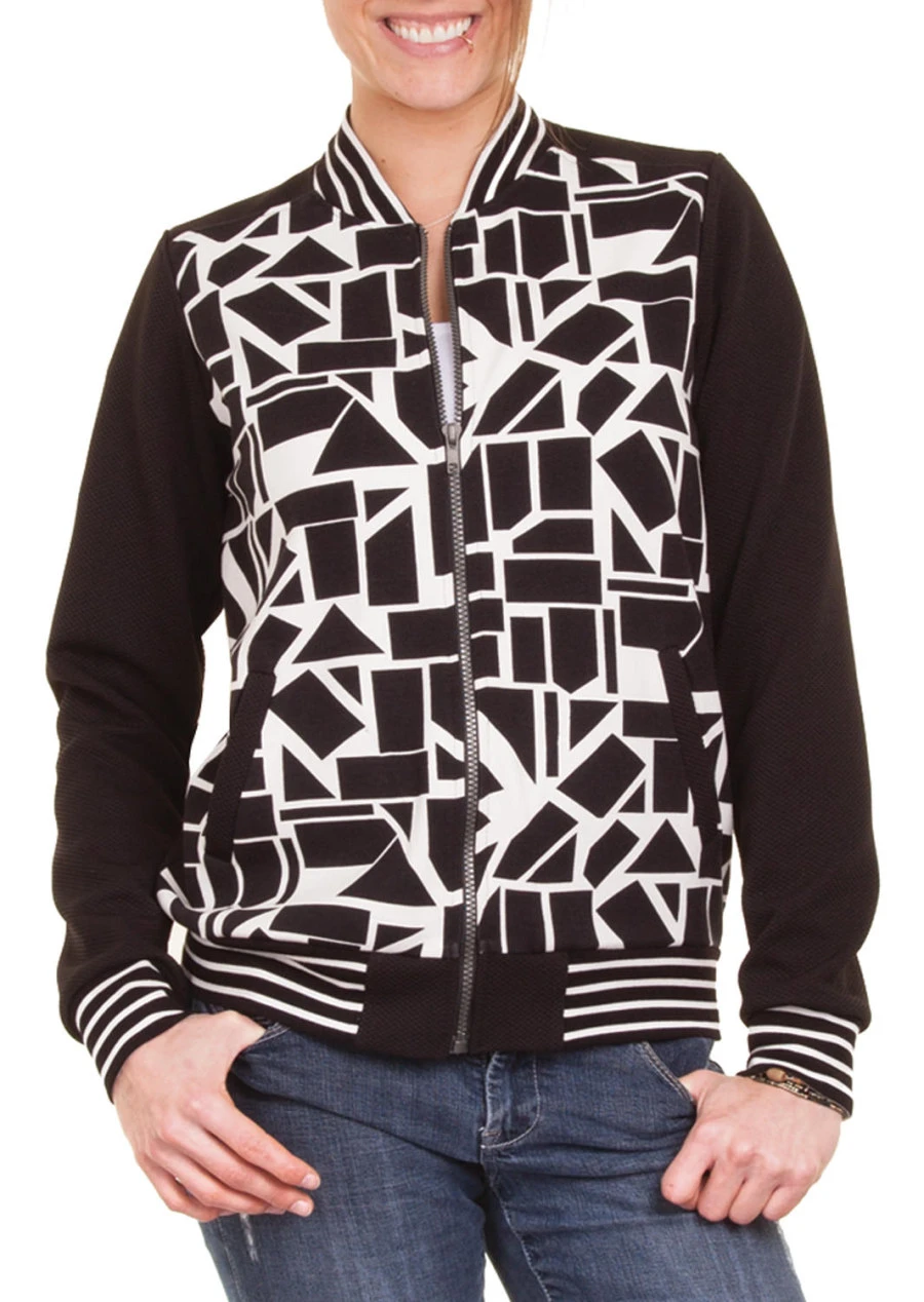 Jalie - Charlie Bomber Jacket Sewing Pattern (27 Sizes) 6 Jalie - Charlie Bomber Jacket Sewing Pattern (27 Sizes) - Image 4