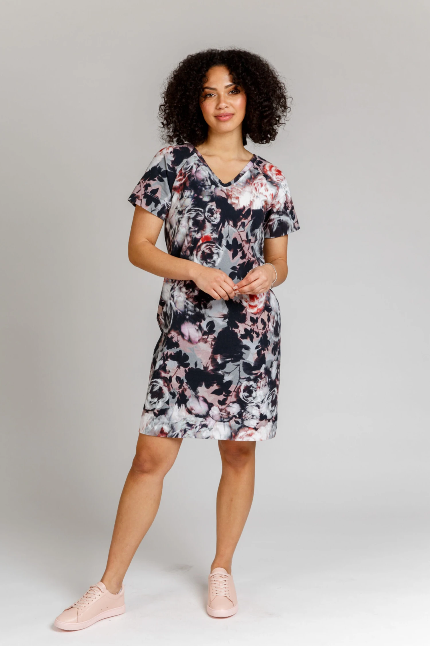 Megan Nielsen - River Dress & Top Pattern (Sizes 0-20) 7 Megan Nielsen - River Dress & Top Pattern (Sizes 0-20) - Image 5