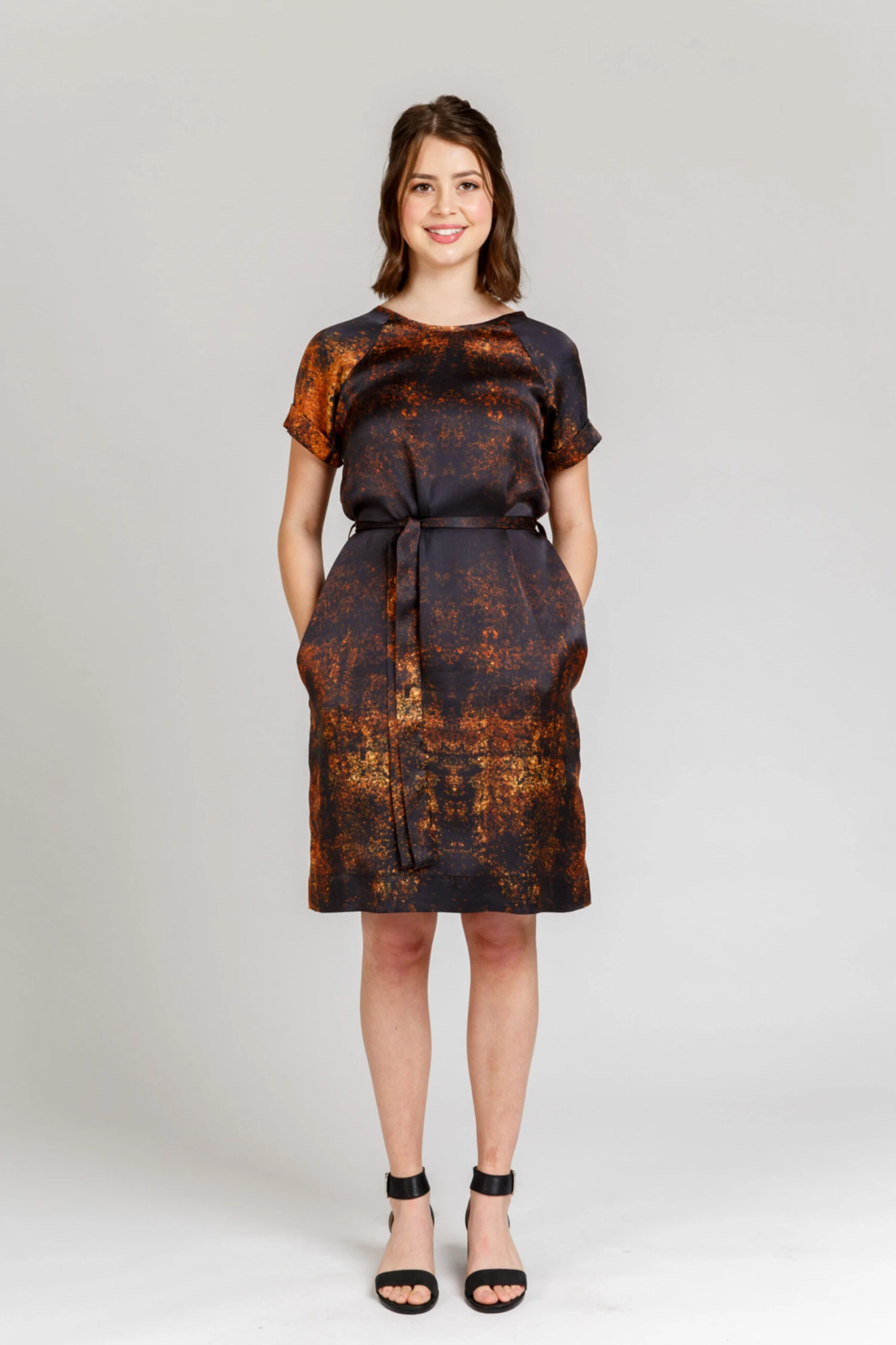 Megan Nielsen - River Dress & Top Pattern (Sizes 0-20) 13 Megan Nielsen - River Dress & Top Pattern (Sizes 0-20) - Image 11