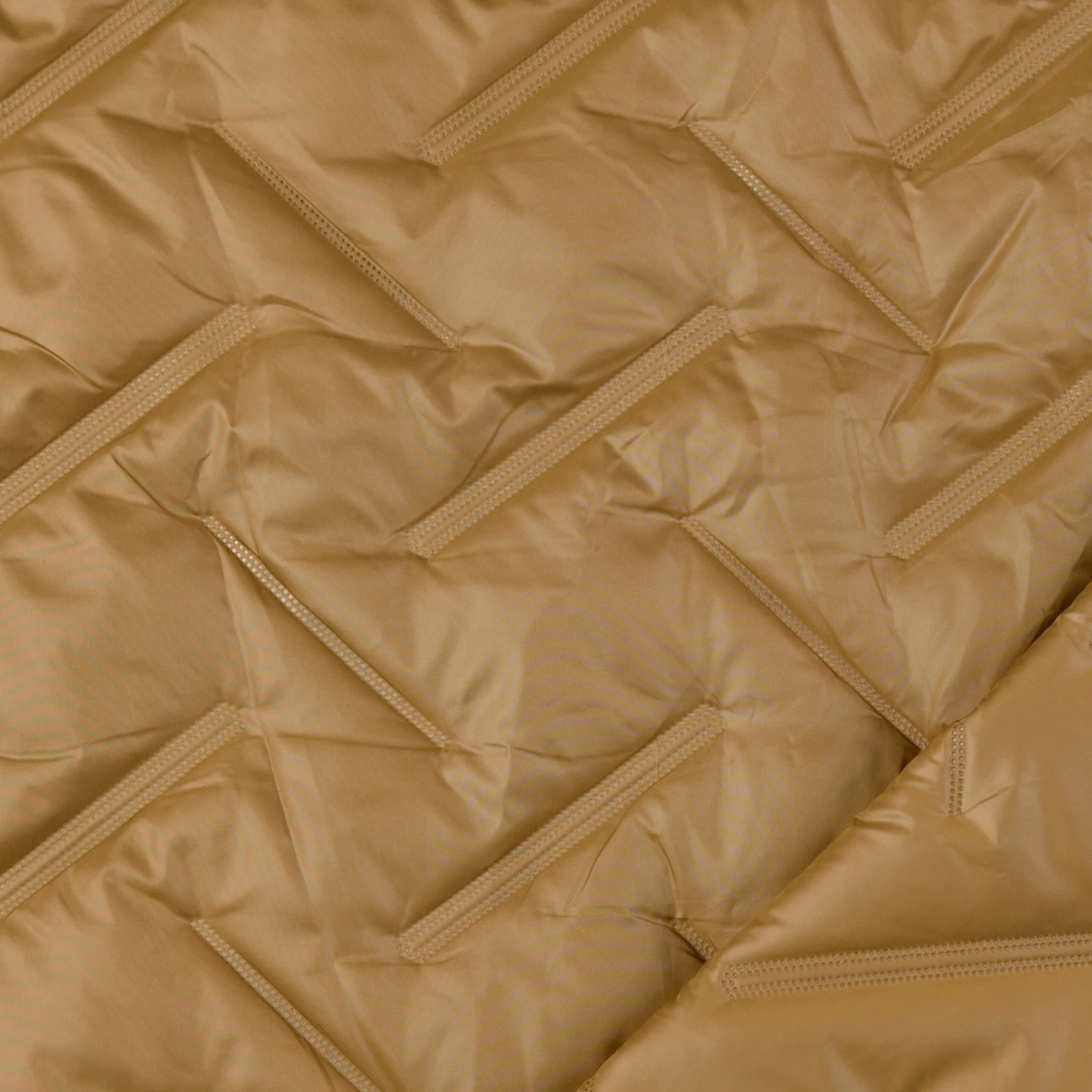 Grate Quilt - Sand 4 Grate Quilt - Sand - Image 2