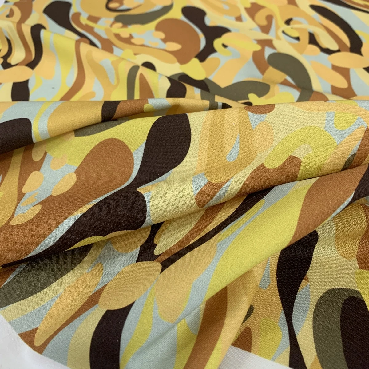 Stof Fabric - Camo Squiggles - Ochre 3 Stof Fabric - Camo Squiggles - Ochre