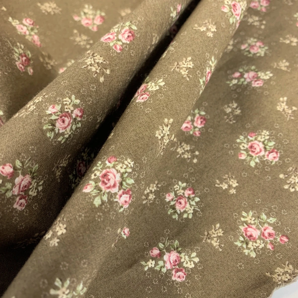 Stof Fabric - Shrubbery - Brown 3 Stof Fabric - Shrubbery - Brown