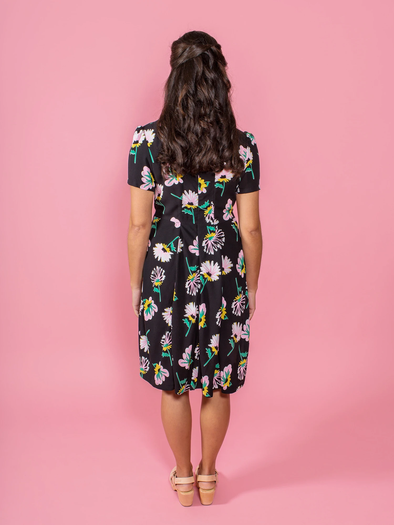 Tilly And The Buttons - Martha Dress Pattern (UK 6-20) 17 Tilly And The Buttons - Martha Dress Pattern (UK 6-20) - Image 15