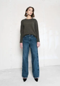 Vikisews - Carol Sweater Sewing Pattern (UK 6-24) 13 Vikisews - Carol Sweater Sewing Pattern (UK 6-24) -Croft Mill Store vikisews carol sweater sewing pattern 1