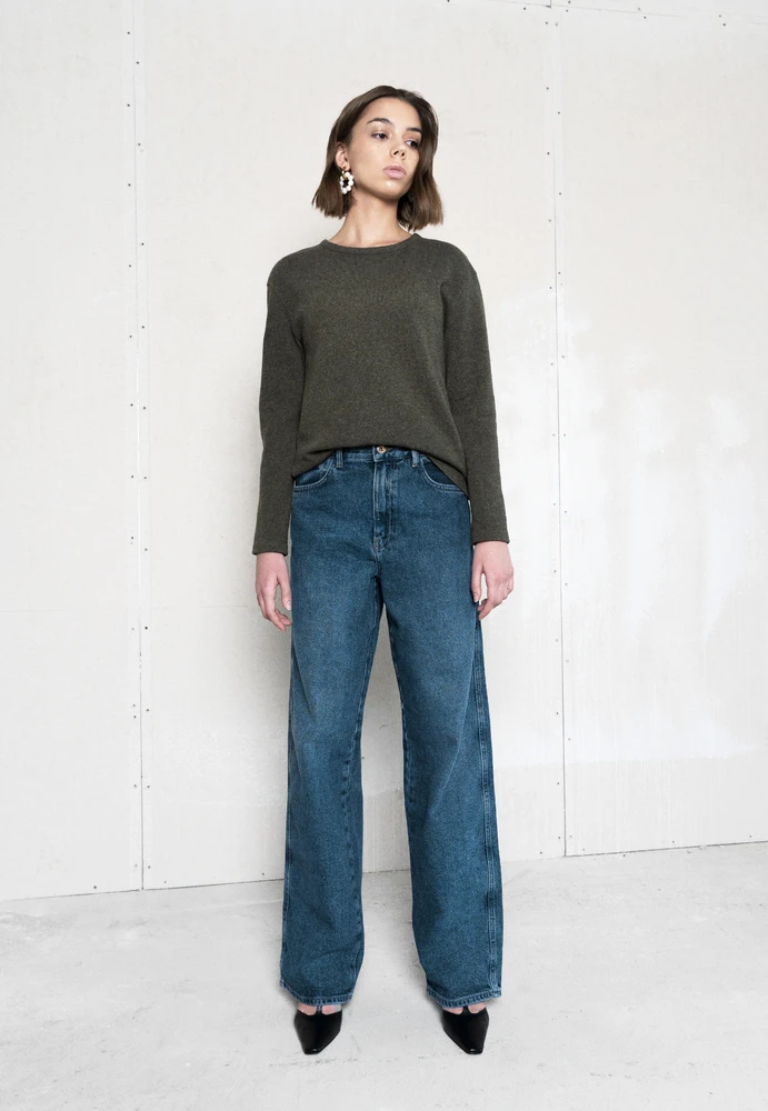 Vikisews - Carol Sweater Sewing Pattern (UK 6-24) 7 Vikisews - Carol Sweater Sewing Pattern (UK 6-24) - Image 5