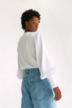 Vikisews - Edwige Blouse Sewing Pattern (UK 6-24) 17 Vikisews - Edwige Blouse Sewing Pattern (UK 6-24) -Croft Mill Store vikisews edwige blouse sewing pattern 4