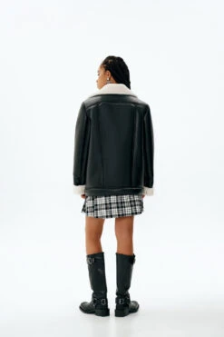 Vikisews - Eiza Shearling Jacket Pattern (UK 6-24) 19 Vikisews - Eiza Shearling Jacket Pattern (UK 6-24) -Croft Mill Store vikisews eiza shearling jacket pattern 6