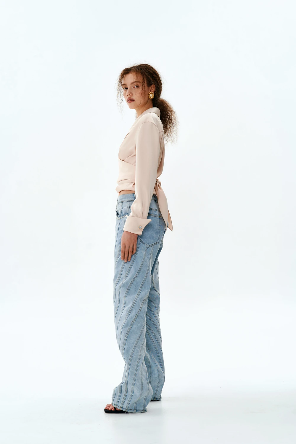 Vikisews - Joslyn Blouse Sewing Pattern (UK 6-24) 11 Vikisews - Joslyn Blouse Sewing Pattern (UK 6-24) - Image 9