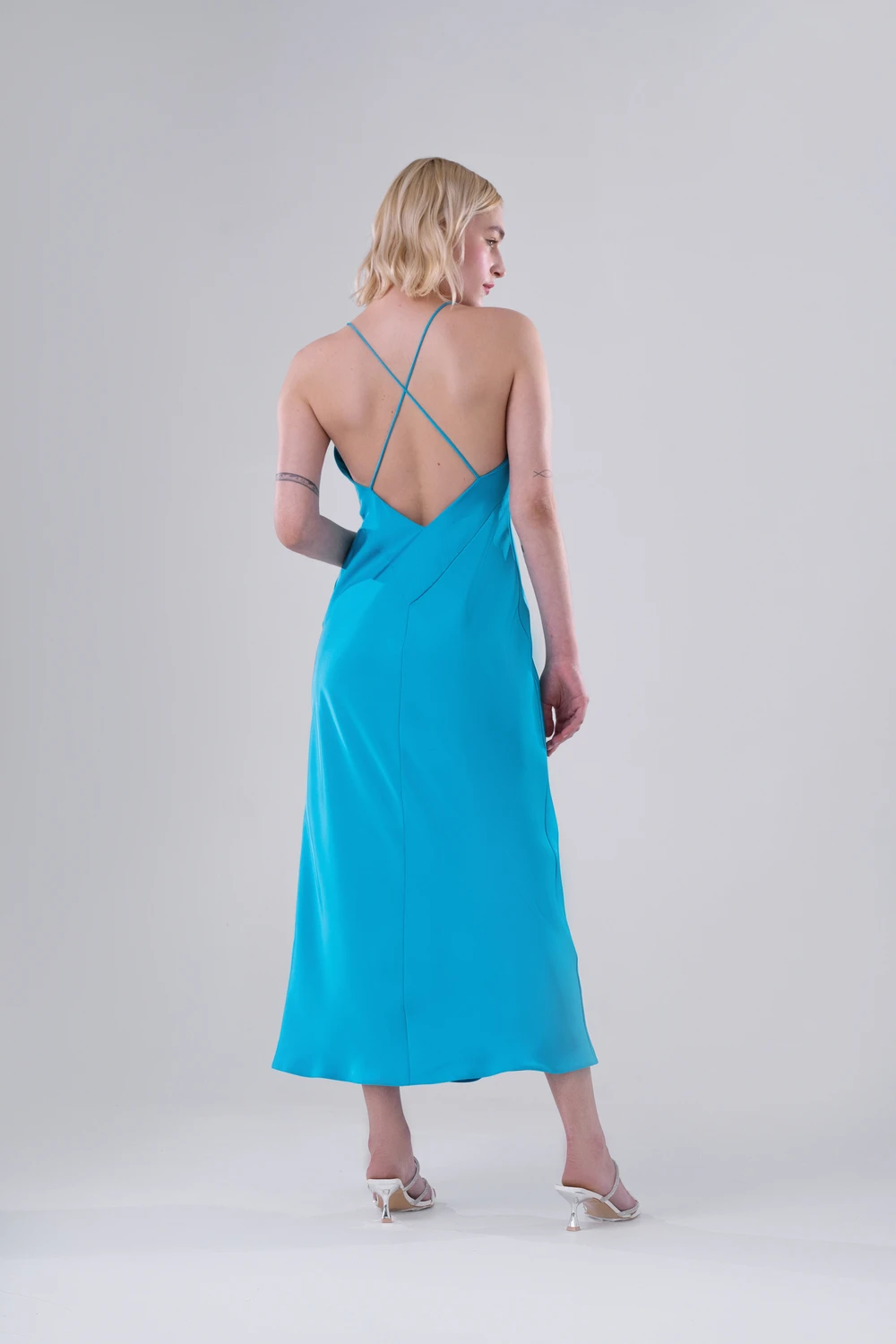 Vikisews - Lucia Dress Sewing Pattern (UK 6-24) 8 Vikisews - Lucia Dress Sewing Pattern (UK 6-24) - Image 6