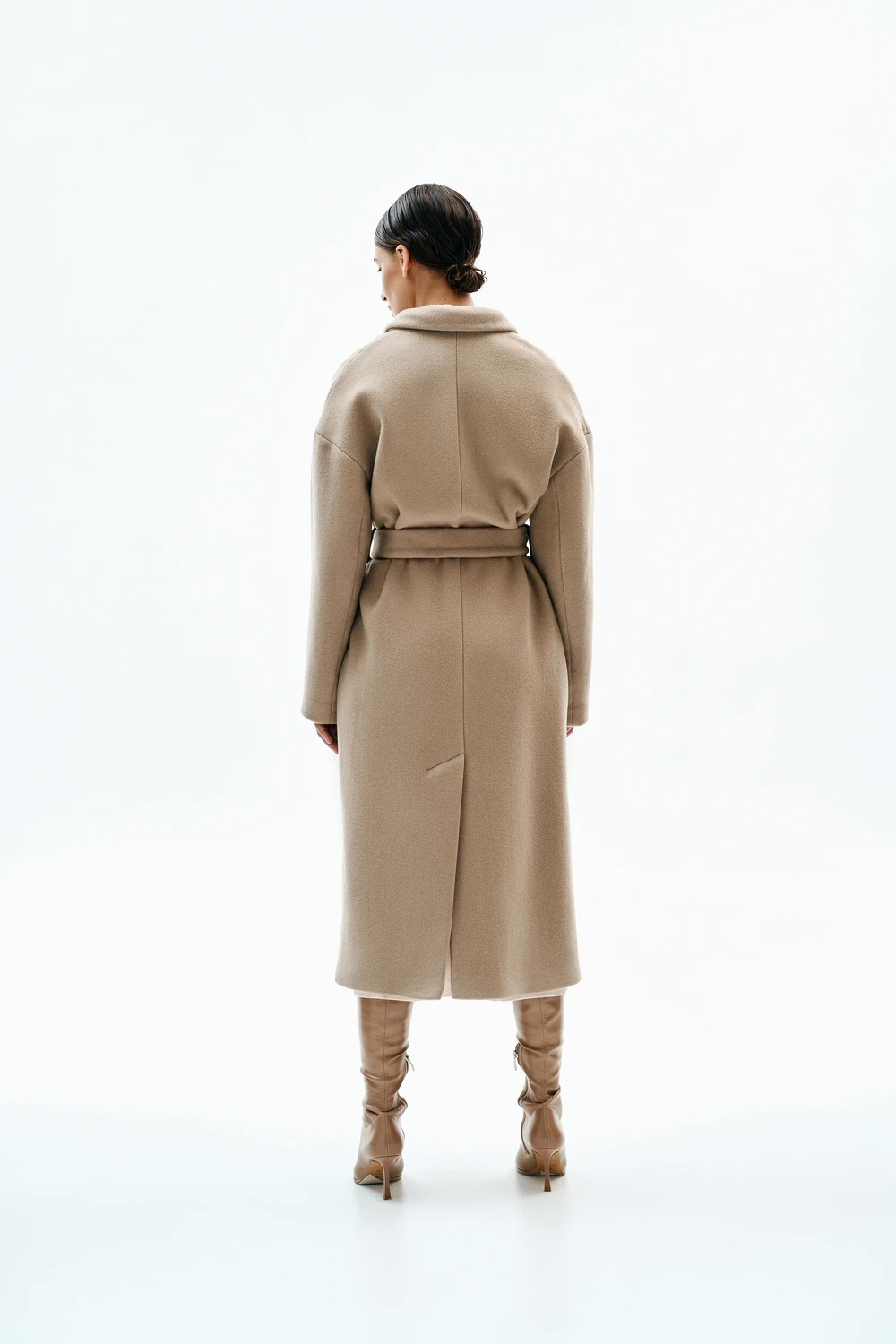 Vikisews - Martina Coat Sewing Pattern (UK 6-24) 10 Vikisews - Martina Coat Sewing Pattern (UK 6-24) - Image 8