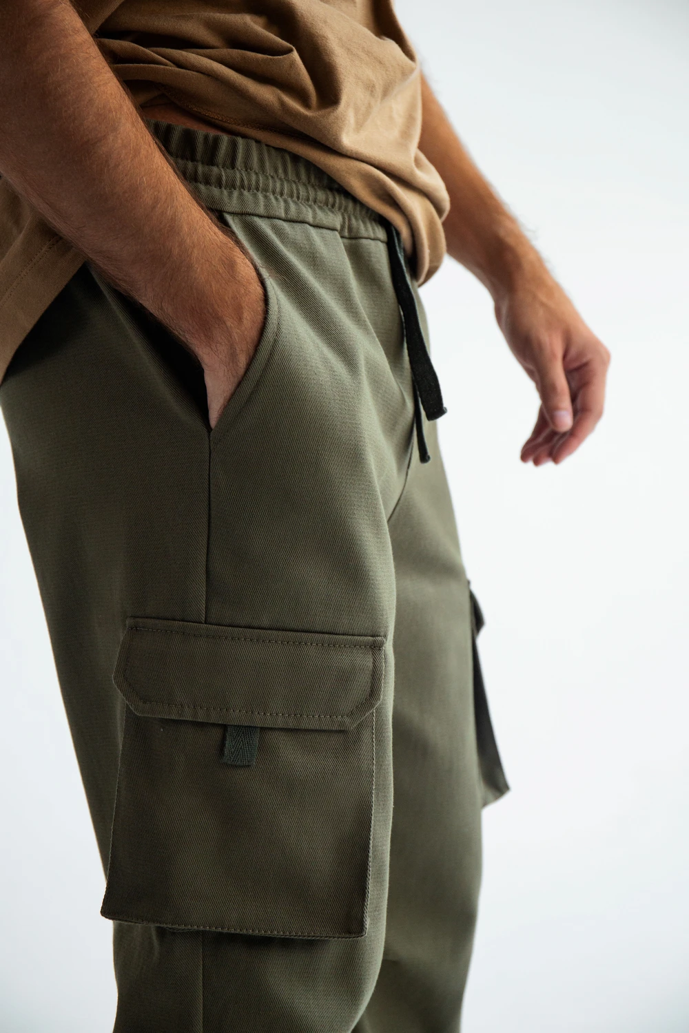 Vikisews - Men’s James Pants Sewing Pattern (UK 28-44) 9 Vikisews - Men’s James Pants Sewing Pattern (UK 28-44) - Image 7