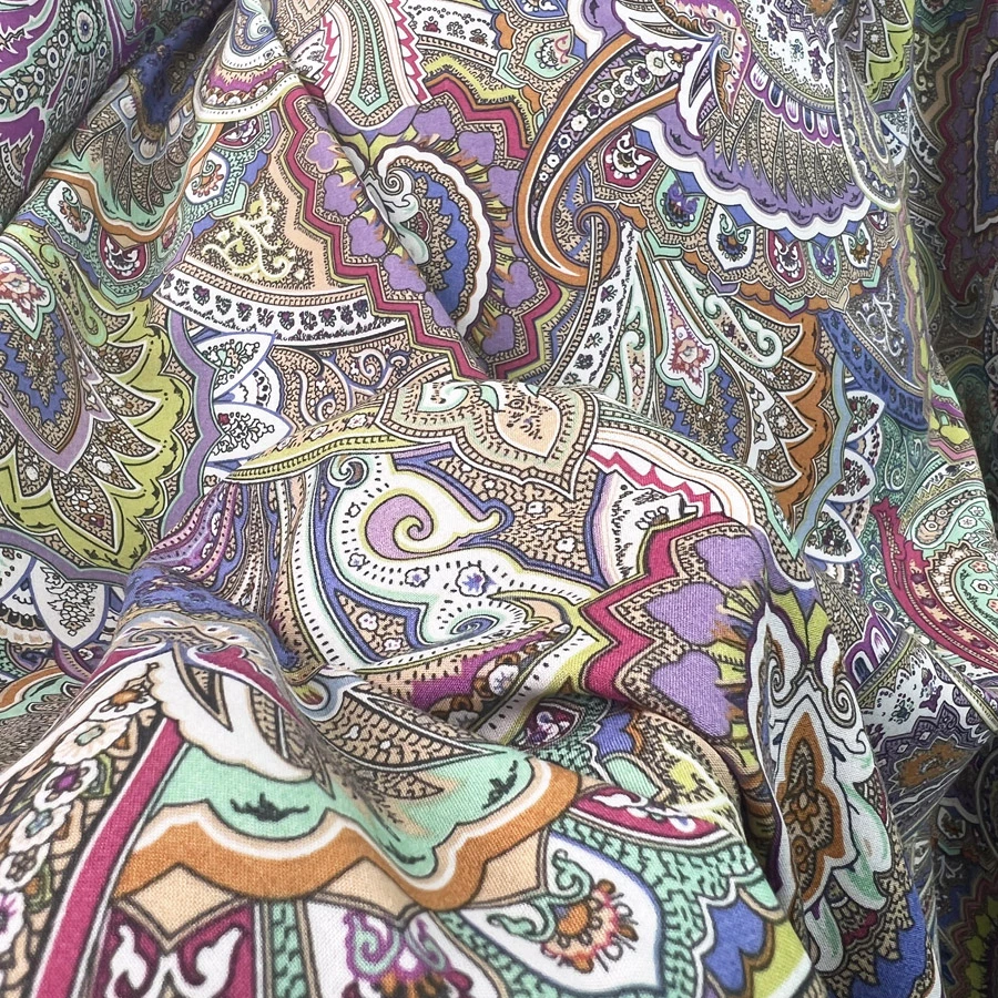 Challis - Jo 3 Challis - Jo